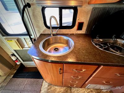2012 Winnebago View — photo 10 view