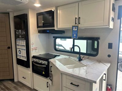 2026 Jayco Jay Flight SLX - Photo 10