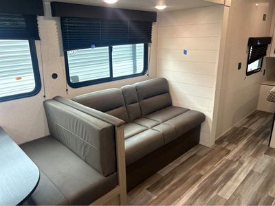 2026 Jayco Jay Flight SLX - Photo 9