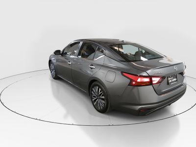 2024 Nissan Altima — detail view
