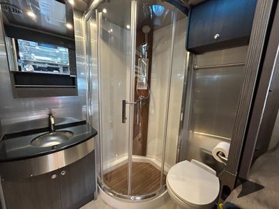 2022 Airstream Atlas - Photo 15