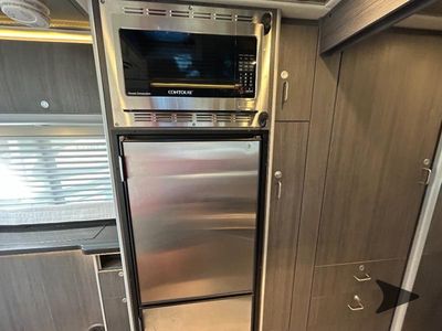 2022 Airstream Atlas - Photo 13