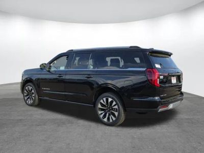 2026 Ford Expedition - Photo 4