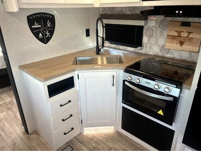 2026 VENTURE RV SIENNA - Photo 12