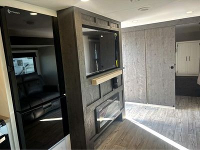 2026 VENTURE RV SIENNA - Photo 13