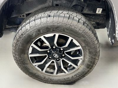 2021 Toyota Tacoma - Photo 9