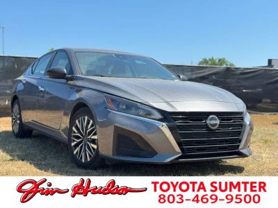 2024 Nissan Altima - Photo 1