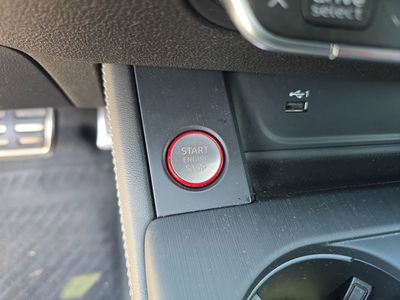 2018 Audi S4 — photo 27 view