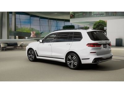 2026 BMW X7 - Photo 2