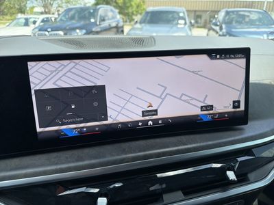 2025 BMW X7 — photo 30 view