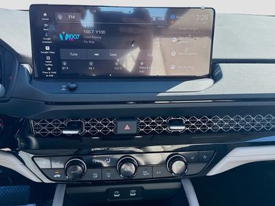 2026 Honda Accord Hybrid - Photo 12