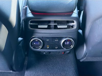 2023 Genesis GV70 — photo 19 view