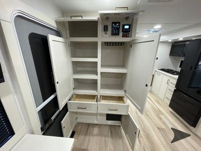 2026 Brinkley Model I — photo 18 view