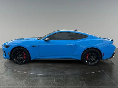 2025 Ford Mustang — detail view