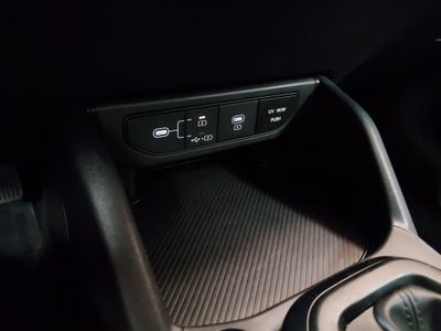 2025 Kia K4 - Photo 17