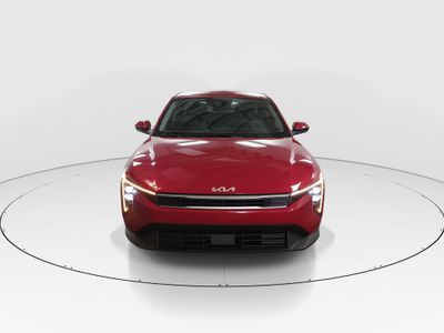 2025 Kia K4 - Photo 2
