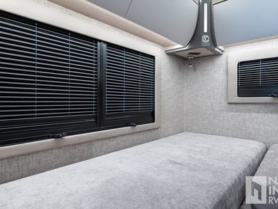 2026 Tiffin Motorhomes Wayfarer - Photo 17