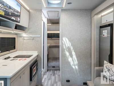 2026 Tiffin Motorhomes Wayfarer - Photo 11