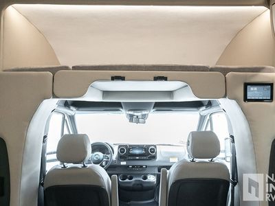 2026 Tiffin Motorhomes Wayfarer - Photo 10