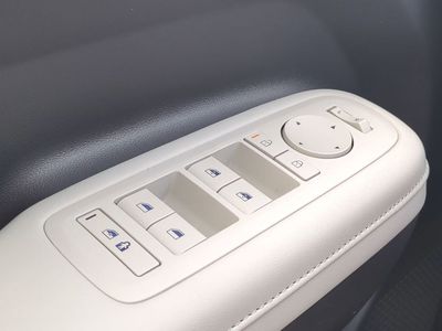 2026 Hyundai SANTA FE HYBRID — photo 31 view