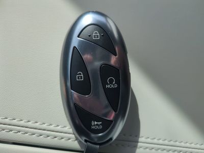 2026 Hyundai SANTA FE HYBRID — photo 38 view