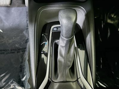 2025 Toyota Corolla Hatchback — photo 21 view