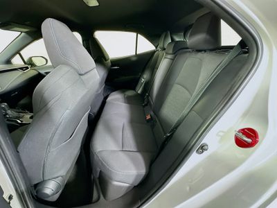 2025 Toyota Corolla Hatchback — photo 26 view
