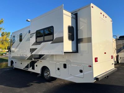 2025 Entegra Coach Vision SE — detail view