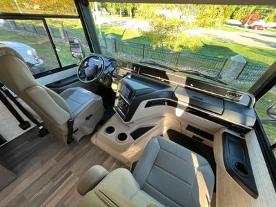 2025 Entegra Coach Vision SE — photo 11 view
