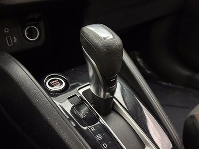 2022 Nissan Versa - Photo 14