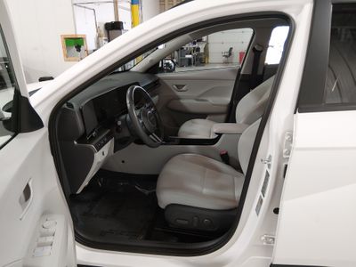 2025 Hyundai Kona - Photo 17