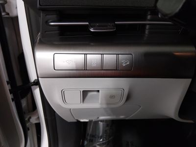 2025 Hyundai Kona - Photo 13