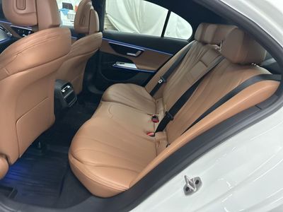 2026 Mercedes-Benz E-Class - Photo 24