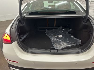 2026 Mercedes-Benz E-Class - Photo 26