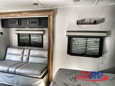 2024 Coachmen RV Freedom Express - Photo 16