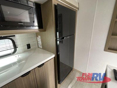 2025 Forest River RV Wildwood - Photo 19