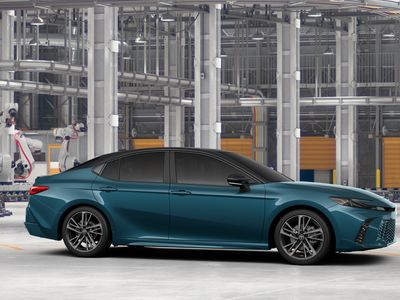 2026 Toyota Camry - Photo 15