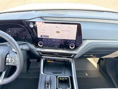 2026 Lexus TX — photo 20 view