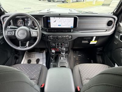 2025 Jeep Gladiator — photo 27 view