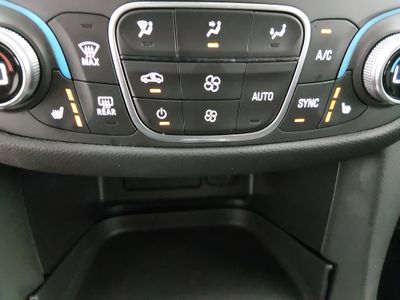 2024 Chevrolet Equinox — photo 18 view
