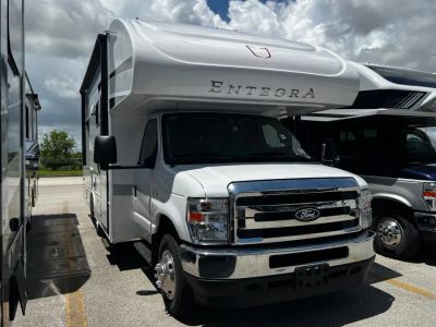 2027 Entegra ODYSSEY SE — front three-quarter view