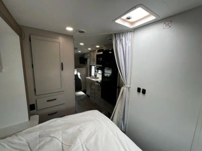 2027 Entegra ODYSSEY SE — photo 16 view