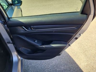 2021 Honda Accord — photo 30 view