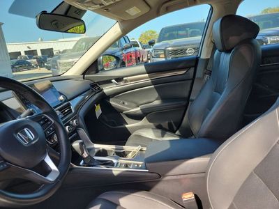 2021 Honda Accord — photo 11 view