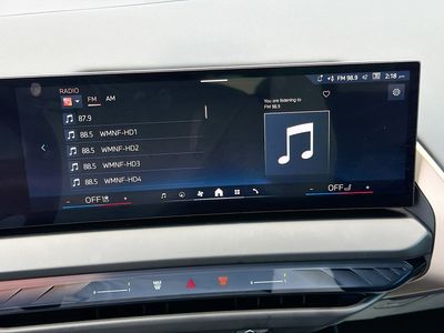 2025 BMW X3 — photo 32 view