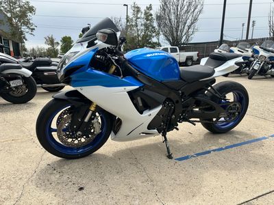 2024 Suzuki GSX-R750 - Photo 8