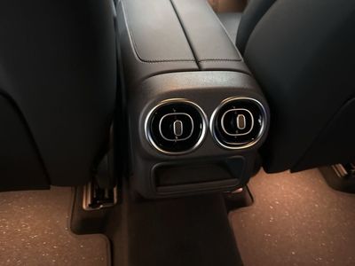 2026 Mercedes-Benz GLC — photo 20 view