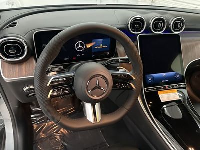 2026 Mercedes-Benz GLC — photo 10 view