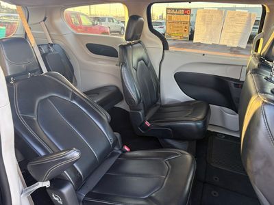 2024 Chrysler Pacifica - Photo 14