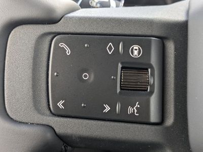 2026 Land Rover Defender 110 - Photo 22